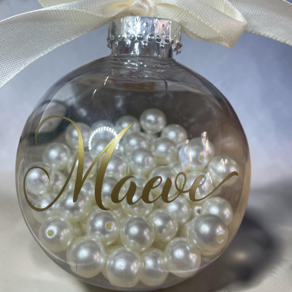 10cm filled Bauble with pearls Personalised