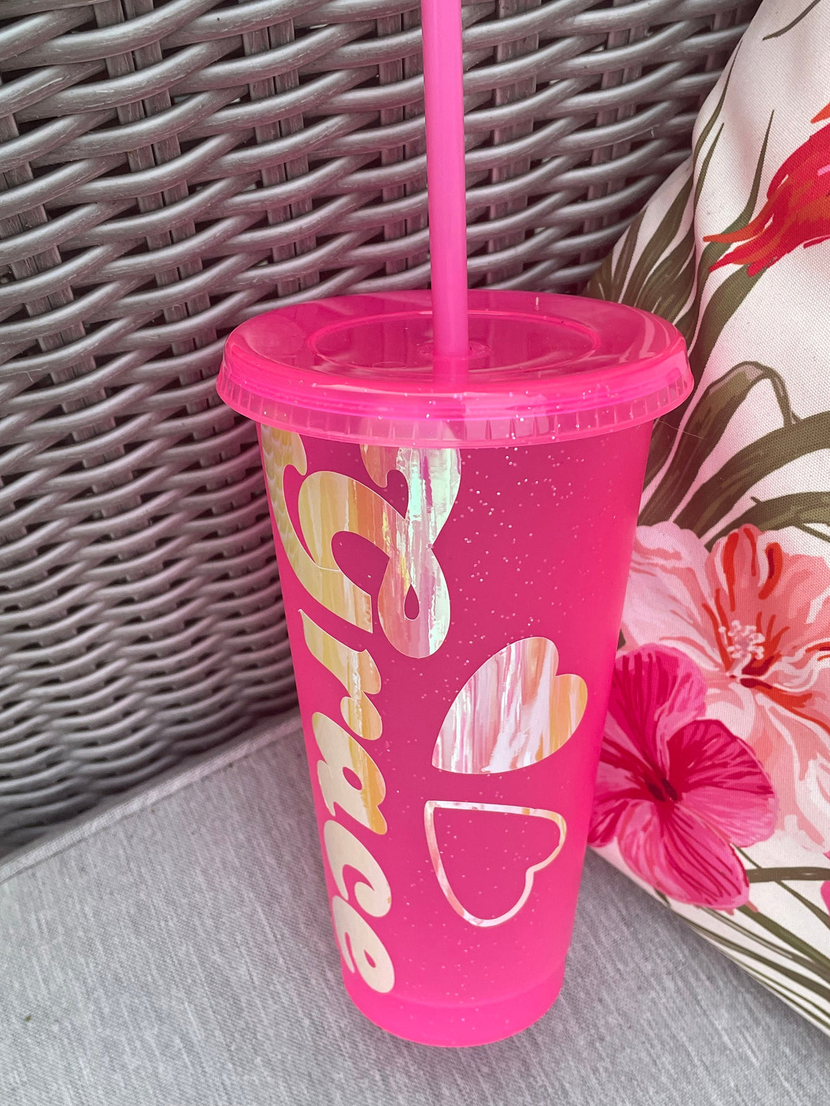 Sparkle 24oz Cold Cups with straw mirrors personalised