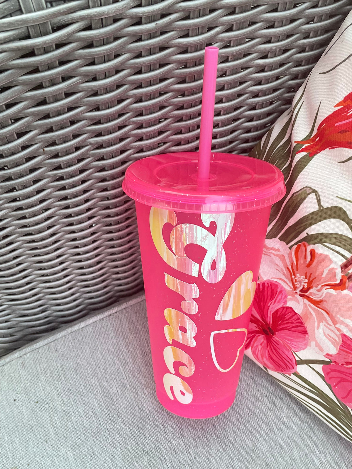 Sparkle 24oz Cold Cups with straw mirrors personalised